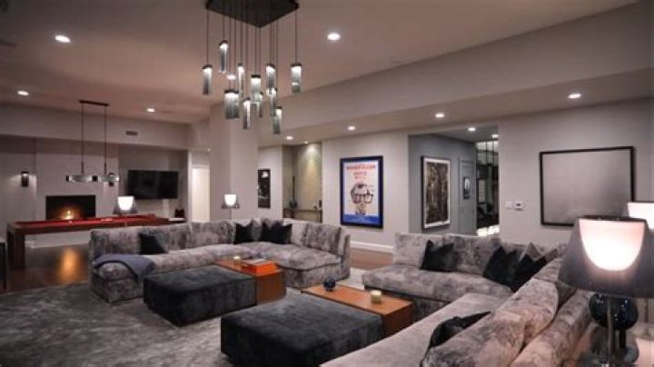Matthew Perry Lists LA Penthouse For $35 Million